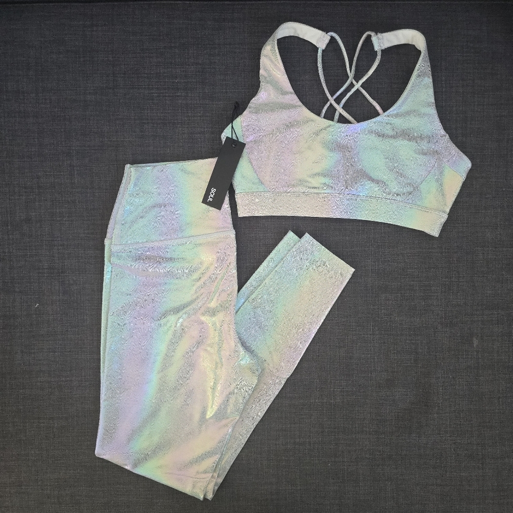 SoulCycle Holographic Iridescent Shimmering Leggings and Bra Set